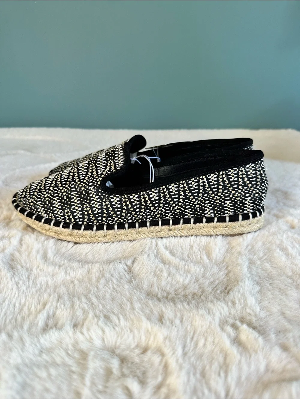 Universal Thread Black & Ivory Patterned Espadrille Flats Size 7 NWT